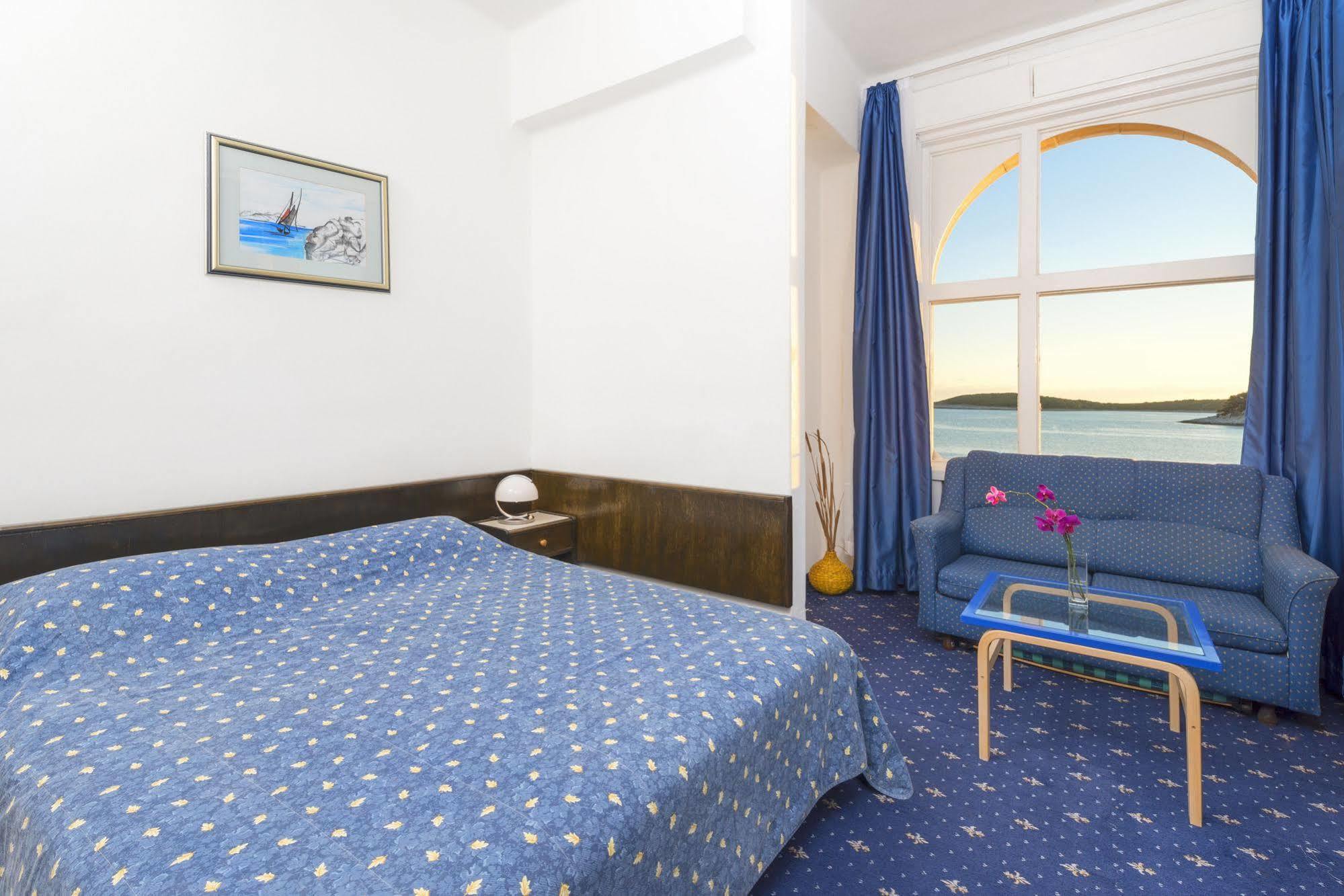 Villa Dalmacija Hvar Hotel Hvar Town Extérieur photo
